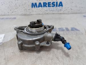 Used Vacuum pump (petrol) Peugeot 308 CC (4B) 1.6 VTI 16V Price € 39,99 Margin scheme offered by Maresia Parts