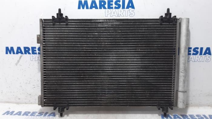 Air conditioning condenser from a Citroën C4 Grand Picasso (UA) 1.6 HDiF 16V 110 2011