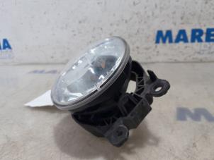 Used Fog light, front right Renault Scénic III (JZ) 1.2 16V TCe 130 Price € 14,99 Margin scheme offered by Maresia Parts