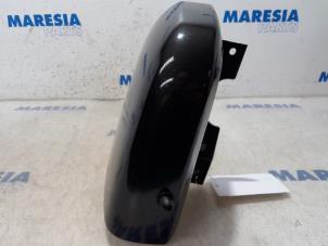 Used C-style sealing cover left Renault Trafic (1FL/2FL/3FL/4FL) 1.6 dCi 140 Twin Turbo Price € 48,40 Inclusive VAT offered by Maresia Parts