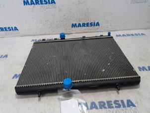 Used Radiator Peugeot 5008 I (0A/0E) 1.6 HDiF 16V Price € 29,00 Margin scheme offered by Maresia Parts