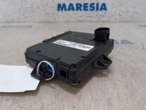 Used Central door locking module Renault Trafic (1FL/2FL/3FL/4FL) 1.6 dCi 140 Twin Turbo Price € 102,85 Inclusive VAT offered by Maresia Parts