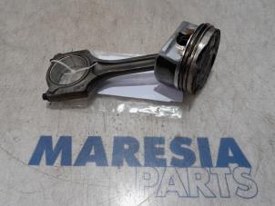 Used Piston Peugeot 207/207+ (WA/WC/WM) 1.6 16V VTi Price € 40,00 Margin scheme offered by Maresia Parts