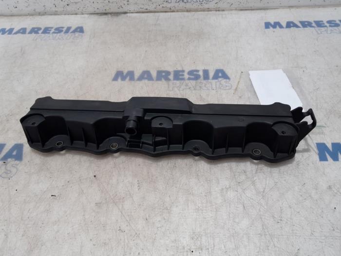 Gebrauchte Ventildeckel Peugeot 307 CC (3B) 1.6 16V Preis € 25,00 Margenregelung angeboten von Maresia Parts