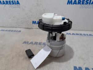 Used Electric fuel pump Peugeot 308 SW (L4/L9/LC/LJ/LR) 1.2 12V e-THP PureTech 110 Price € 85,00 Margin scheme offered by Maresia Parts