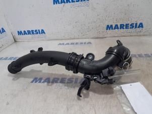 Used Air intake hose Citroen C4 Spacetourer (3D/3E) 1.2 12V PureTech 130 Van Price € 30,00 Margin scheme offered by Maresia Parts
