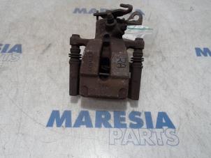 Used Rear brake calliper, right Renault Megane III Berline (BZ) 1.4 16V TCe 130 Price € 35,00 Margin scheme offered by Maresia Parts