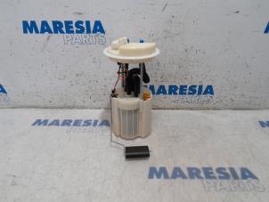 Usagé Pompe carburant électrique Alfa Romeo MiTo (955) 1.4 TB 16V Prix € 40,00 Règlement à la marge proposé par Maresia Parts