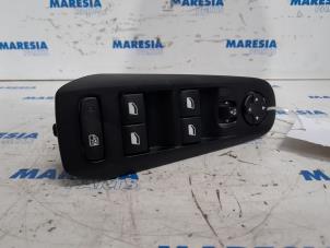 Used Multi-functional window switch Peugeot 308 SW (L4/L9/LC/LJ/LR) 1.2 12V e-THP PureTech 110 Price € 50,00 Margin scheme offered by Maresia Parts