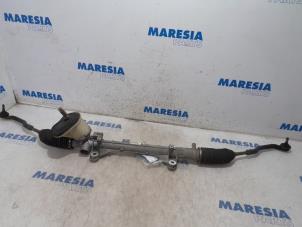 Used Power steering box Renault Megane III Berline (BZ) 1.4 16V TCe 130 Price € 75,00 Margin scheme offered by Maresia Parts