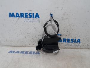 Gebrauchte Türschlossmechanik 4-türig rechts vorne Citroen C4 Spacetourer (3D/3E) 1.2 12V PureTech 130 Van Preis € 34,95 Margenregelung angeboten von Maresia Parts