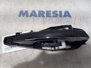 Używane Uchwyt drzwi prawych tylnych wersja 4-drzwiowa Citroen C4 Spacetourer (3D/3E) 1.2 12V PureTech 130 Van Cena € 50,00 Procedura marży oferowane przez Maresia Parts