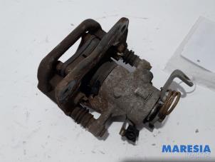 Used Rear brake calliper, right Alfa Romeo Giulietta (940) 1.4 TB 16V MultiAir Price € 40,00 Margin scheme offered by Maresia Parts