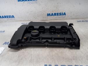 Używane Pokrywa zaworów Citroen C5 III Tourer (RW) 1.6 16V THP 155 Cena € 115,50 Procedura marży oferowane przez Maresia Parts