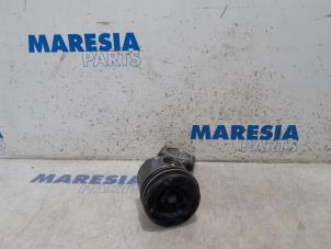Used Piston Citroen Jumpy (G9) 2.0 HDiF 16V 125 Price € 90,75 Inclusive VAT offered by Maresia Parts