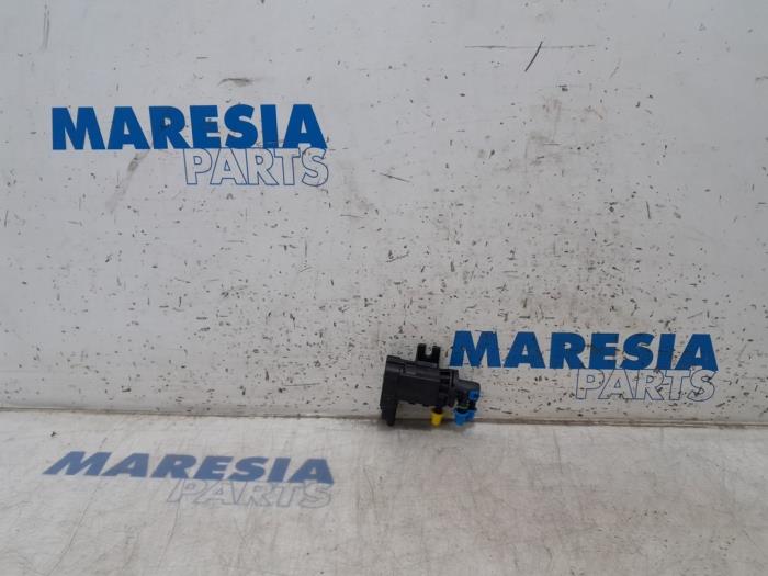 Usagé Régulateur pression turbo Citroen Jumpy (G9) 2.0 HDiF 16V 125 Prix € 25,00 Règlement à la marge proposé par Maresia Parts