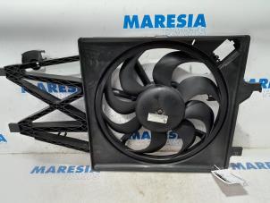 Usagé Ventilateur moteur Alfa Romeo Giulietta (940) 1.4 TB 16V MultiAir Prix € 75,00 Règlement à la marge proposé par Maresia Parts