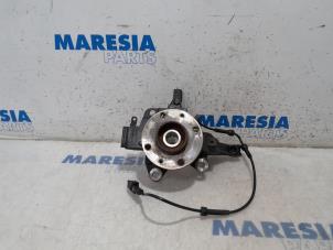Used Knuckle, front right Renault Clio IV (5R) 0.9 Energy TCE 90 12V Price € 85,00 Margin scheme offered by Maresia Parts