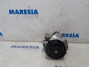 Used Air conditioning pump Renault Clio IV (5R) 0.9 Energy TCE 90 12V Price € 157,50 Margin scheme offered by Maresia Parts