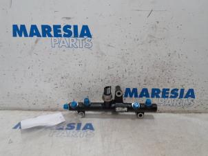 Used Fuel injector nozzle Citroen Jumpy (G9) 2.0 HDiF 16V 125 Price € 50,00 Margin scheme offered by Maresia Parts