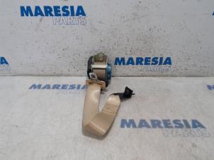 Used Front seatbelt, right Alfa Romeo 159 (939AX) 1.9 JTS 16V Price € 40,00 Margin scheme offered by Maresia Parts