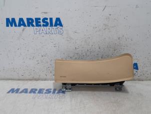 Used Knee airbag, left Alfa Romeo 159 (939AX) 1.9 JTS 16V Price € 90,00 Margin scheme offered by Maresia Parts