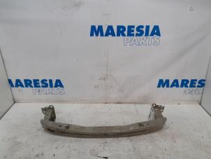 Used Front bumper frame Renault Zoé (AG) 65kW Price € 147,00 Margin scheme offered by Maresia Parts