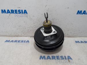 Usagé Assistant de freinage Alfa Romeo 159 (939AX) 1.9 JTS 16V Prix € 60,00 Règlement à la marge proposé par Maresia Parts