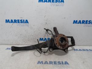 Used Knuckle, front left Alfa Romeo 159 (939AX) 1.9 JTS 16V Price € 39,99 Margin scheme offered by Maresia Parts