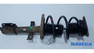 Used Front shock absorber rod, right Renault Zoé (AG) 65kW Price € 35,00 Margin scheme offered by Maresia Parts