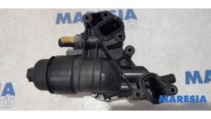 Usagé Boîtier filtre à huile Renault Trafic (1FL/2FL/3FL/4FL) 1.6 dCi 140 Twin Turbo Prix € 96,80 Prix TTC proposé par Maresia Parts