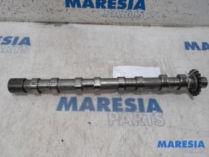 Used Camshaft Peugeot 508 SW (8E/8U) 2.0 RXH HYbrid4 16V Price € 105,00 Margin scheme offered by Maresia Parts