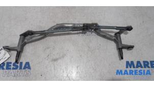 Used Wiper mechanism Opel Vivaro 1.6 CDTi BiTurbo 125 Price € 72,60 Inclusive VAT offered by Maresia Parts