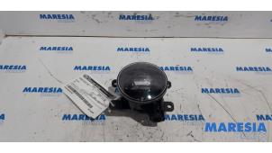Used Fog light, front right Peugeot 308 SW (L4/L9/LC/LJ/LR) 2.0 BlueHDi 150 16V Price € 70,00 Margin scheme offered by Maresia Parts
