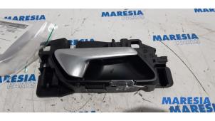 Used Front door handle 4-door, right Peugeot 308 SW (L4/L9/LC/LJ/LR) 2.0 BlueHDi 150 16V Price € 19,50 Margin scheme offered by Maresia Parts