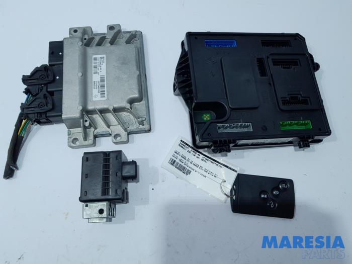 Used Engine management computer Renault Zoé (AG) 46kW Price € 250,00 Margin scheme offered by Maresia Parts