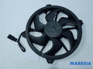 Used Fan motor Citroen Jumpy (G9) 2.0 HDiF 16V 125 Price € 60,50 Inclusive VAT offered by Maresia Parts