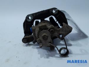 Used Rear brake calliper, left Citroen Jumpy (G9) 2.0 HDiF 16V 125 Price € 60,50 Inclusive VAT offered by Maresia Parts