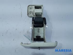 Used Tailgate hinge Citroen Jumpy (G9) 2.0 HDiF 16V 125 Price € 60,50 Inclusive VAT offered by Maresia Parts