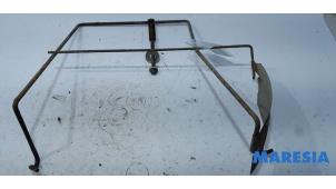 Used Spare wheel holder Citroen Jumpy (G9) 2.0 HDiF 16V 125 Price € 60,50 Inclusive VAT offered by Maresia Parts