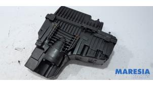 Usagé Boîtier filtre à air Citroen Jumpy (G9) 2.0 HDiF 16V 125 Prix € 60,50 Prix TTC proposé par Maresia Parts