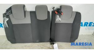 Used Rear bench seat Renault Clio III Estate/Grandtour (KR) 1.2 16V 75 Price € 157,50 Margin scheme offered by Maresia Parts