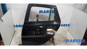 Used Rear door 4-door, left Renault Clio III Estate/Grandtour (KR) 1.2 16V 75 Price € 157,50 Margin scheme offered by Maresia Parts