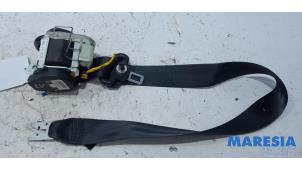 Used Front seatbelt, left Alfa Romeo MiTo (955) 1.3 JTDm 16V Eco Price € 105,00 Margin scheme offered by Maresia Parts
