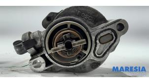 Used Vacuum pump (diesel) Peugeot 5008 I (0A/0E) 1.6 HDiF 16V Price € 50,00 Margin scheme offered by Maresia Parts