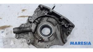 Used Oil pump Peugeot 5008 I (0A/0E) 1.6 HDiF 16V Price € 50,00 Margin scheme offered by Maresia Parts