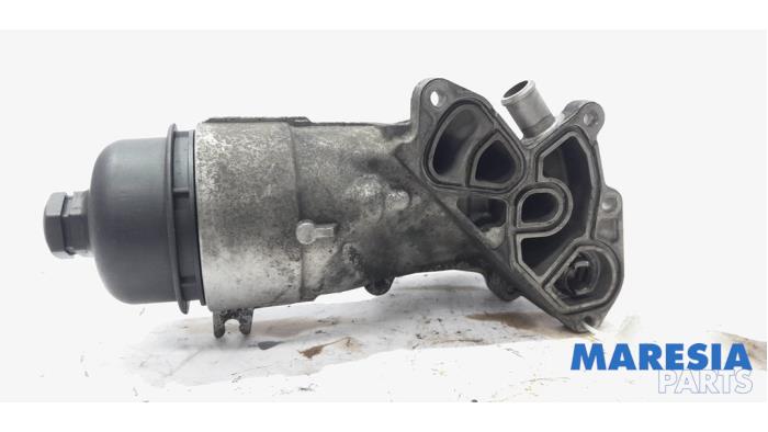 Gebrauchte Ölfilterhalter Peugeot 5008 I (0A/0E) 1.6 HDiF 16V Preis € 60,00 Margenregelung angeboten von Maresia Parts