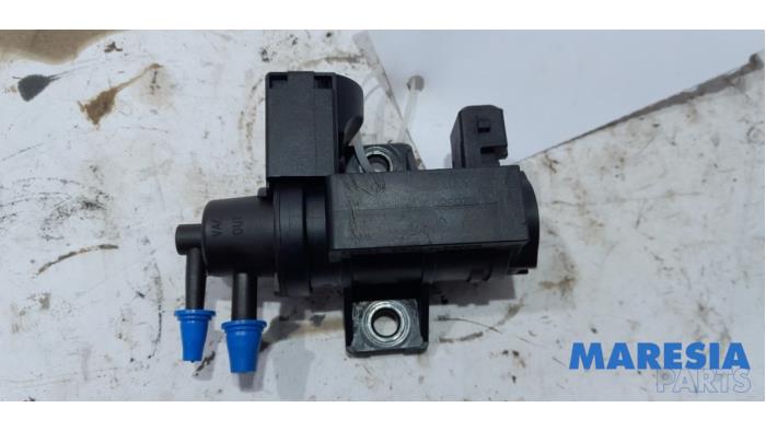 Usagé Régulateur pression turbo Fiat 500 (312) 0.9 TwinAir 85 Prix € 25,00 Règlement à la marge proposé par Maresia Parts