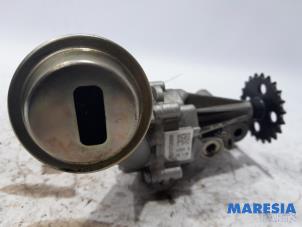 Used Oil pump Renault Megane IV Estate (RFBK) 1.5 Energy dCi 110 Price € 50,00 Margin scheme offered by Maresia Parts