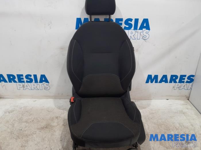Używane Fotel lewy Citroen C3 (SC) 1.6 HDi 92 Cena € 105,00 Procedura marży oferowane przez Maresia Parts